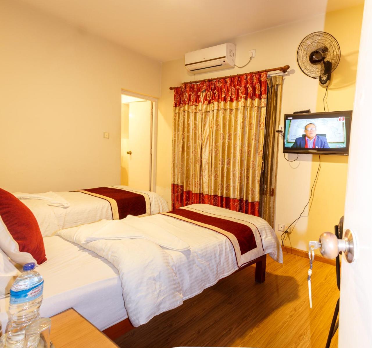 Hotel Hikers Haven Kathmandu Ngoại thất bức ảnh