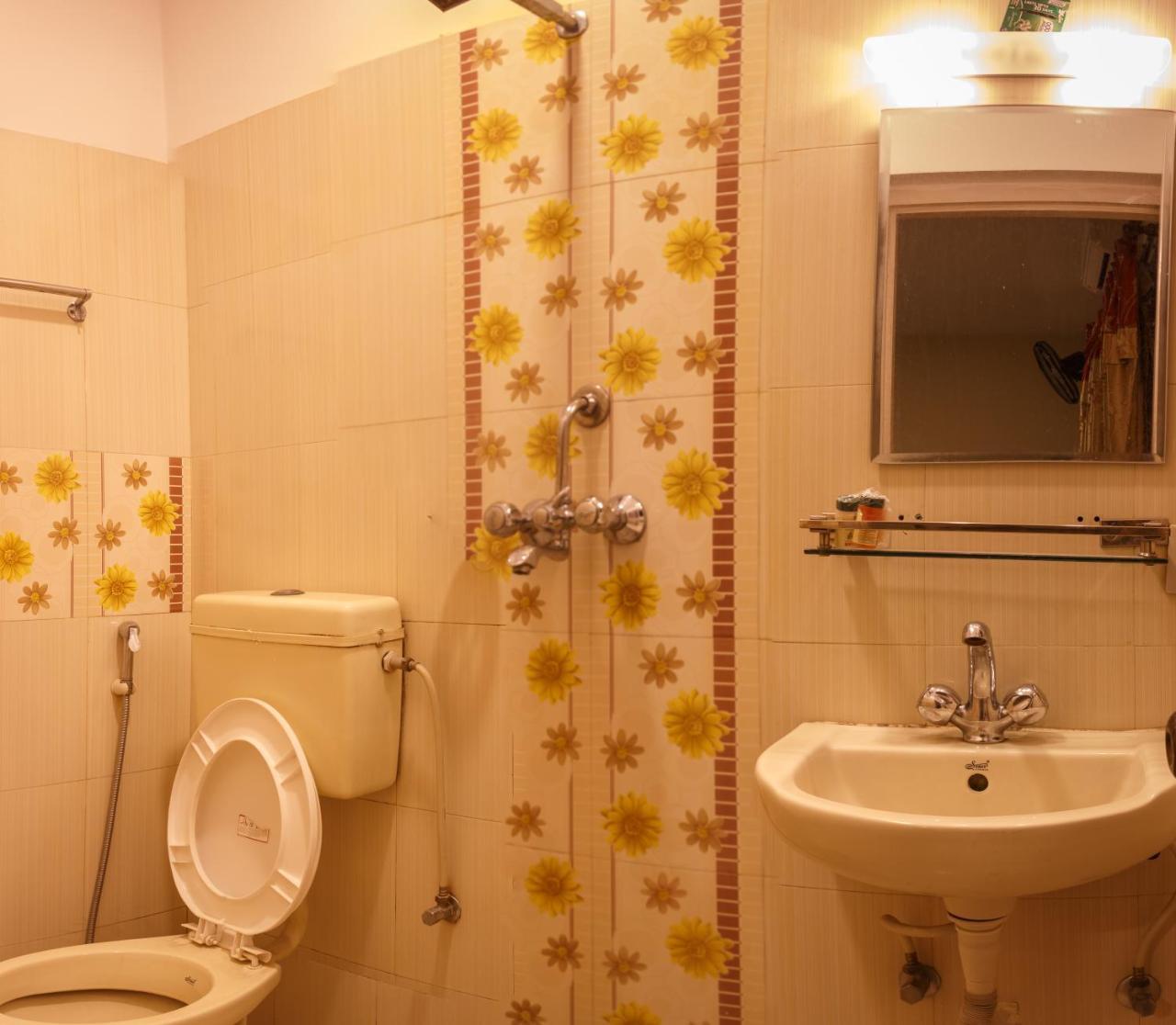 Hotel Hikers Haven Kathmandu Ngoại thất bức ảnh